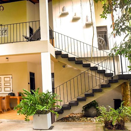Sithu Villa Hikkaduwa Luaran gambar
